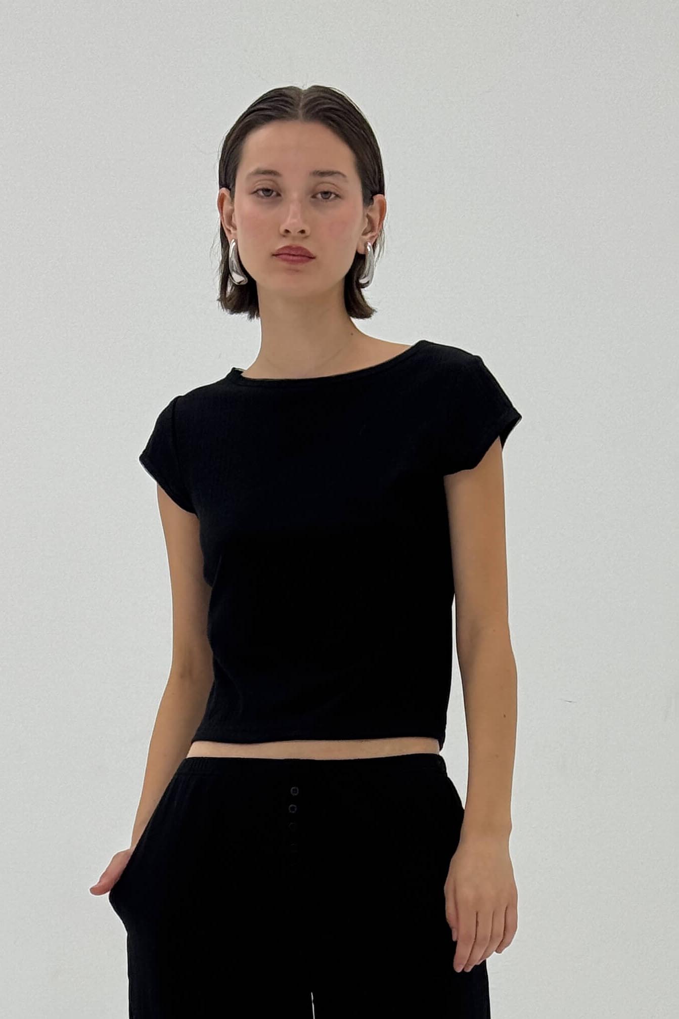Boat Neck Short Sleeve Top