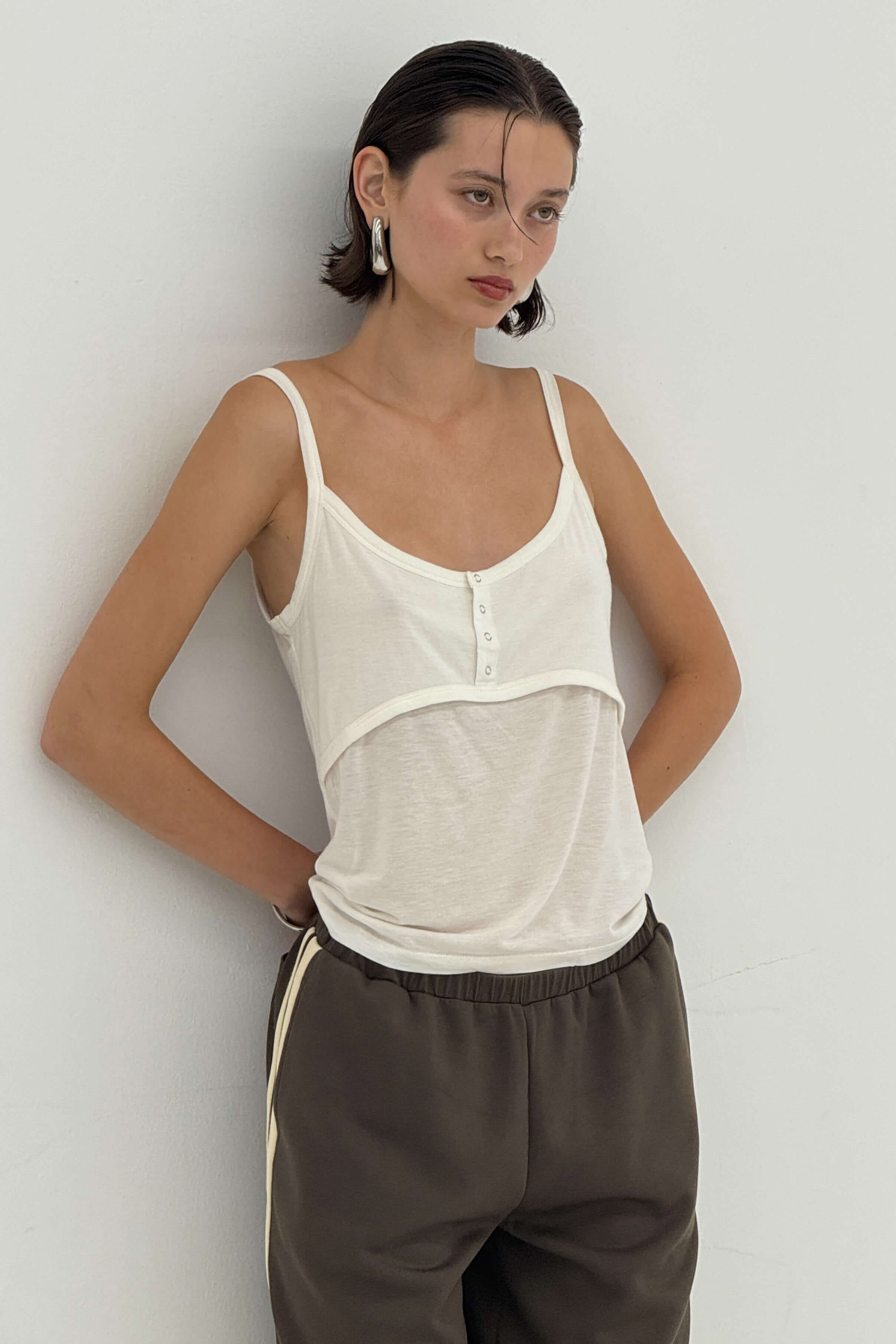 Front Snap Tank Top – findmenowthelabel