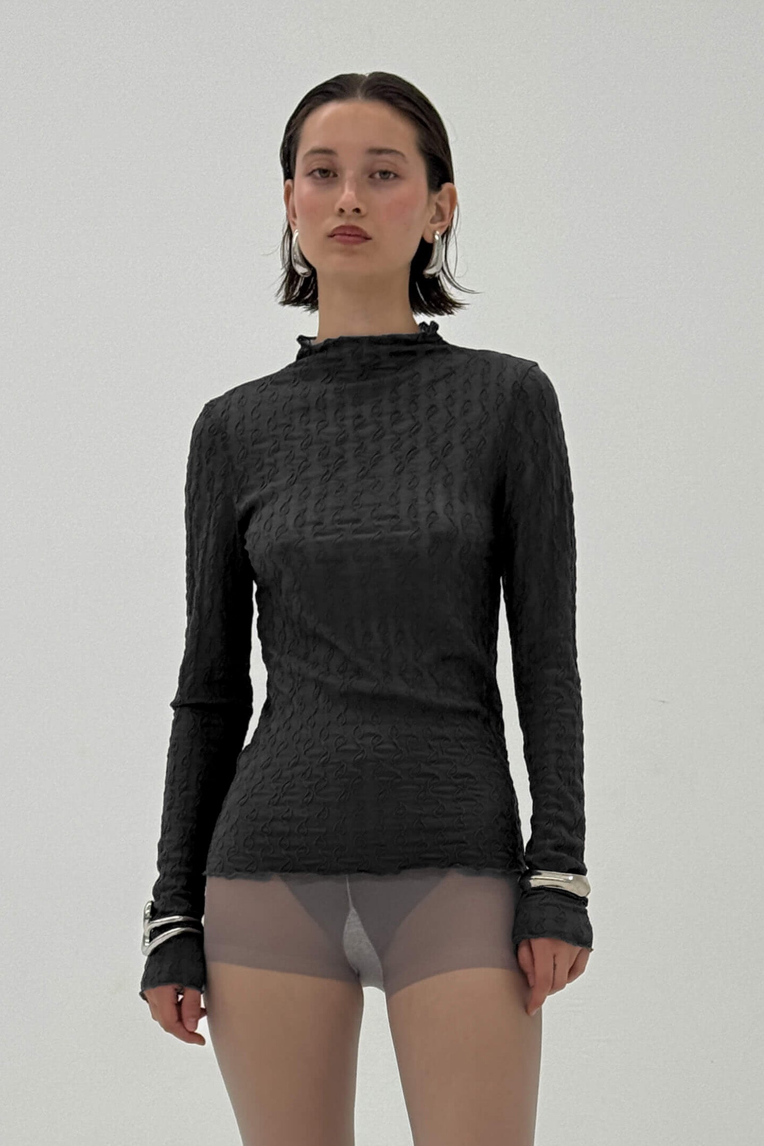 Tops ʚɞ – findmenowthelabel