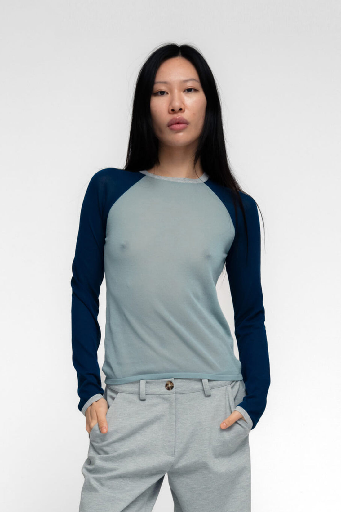 MIRINAE RAGLAN KNIT TOP IN NAVY COLORBLOCK