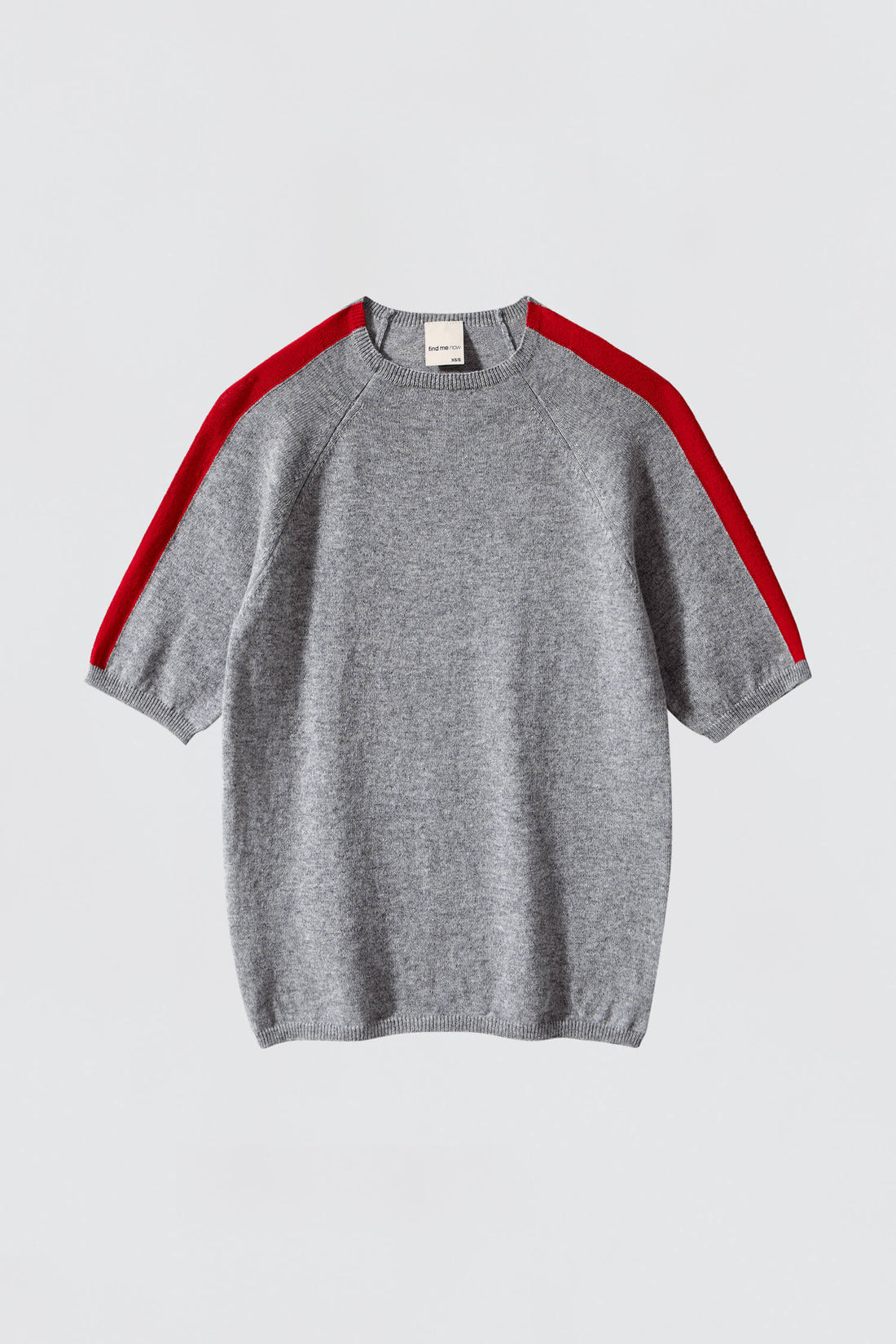 STRIPE RAGLAN SHORT SLV TOP IN CHARCOAL AND SCARLET
