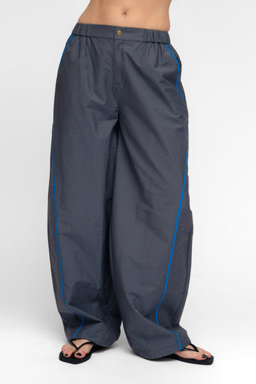 HAON PANTS IN CHARCOAL AND COBALT