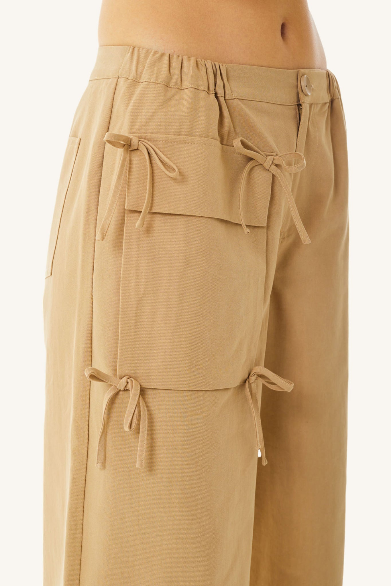 Cargo Bow Wide Leg Pant