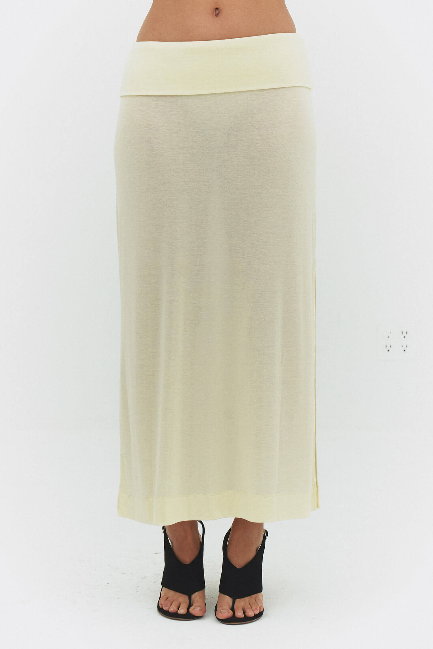 SORI SKIRT IN BUTTER – findmenowthelabel