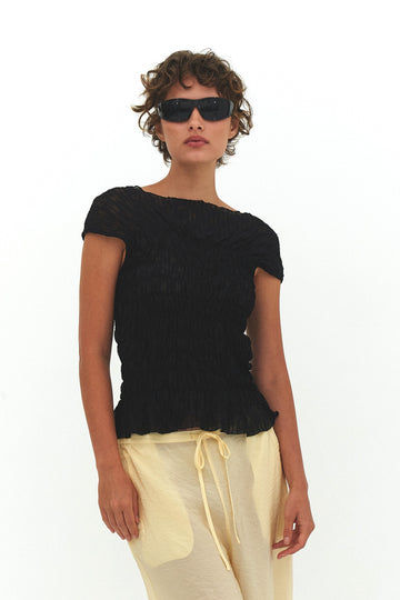 RUCHED ROSS SLVLESS TOP IN BLACK